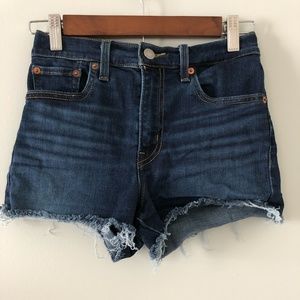 Levi's High Rise Raw Hem Shorts Size 25